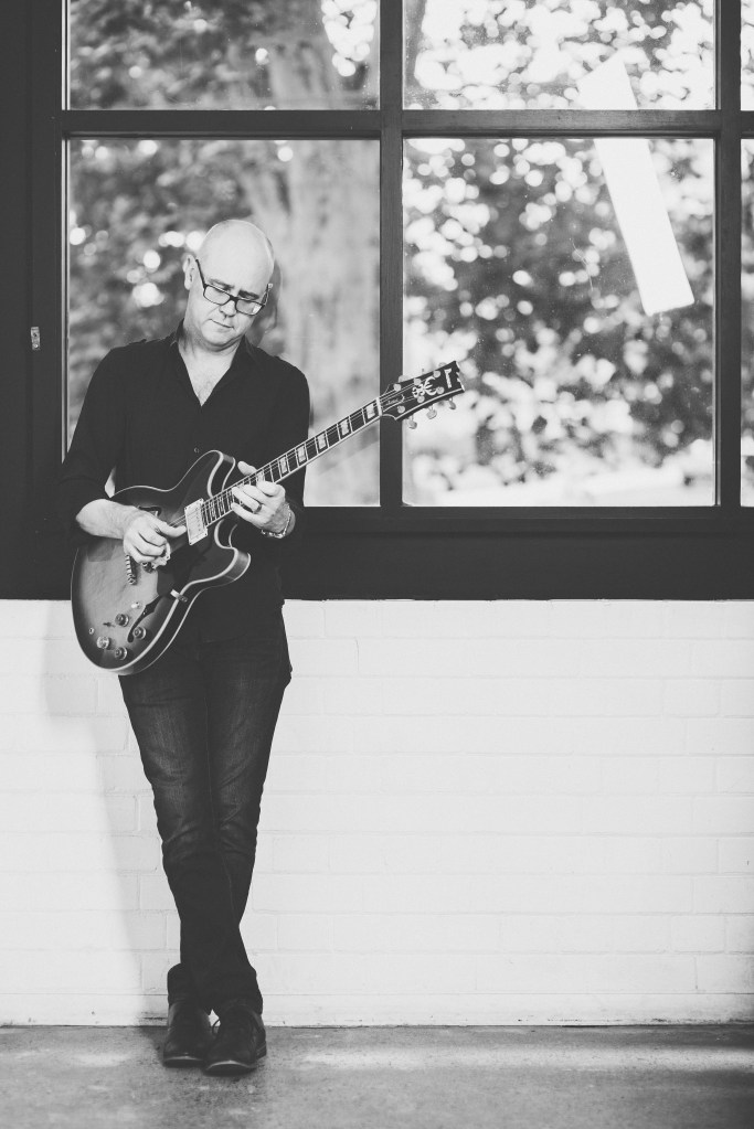 SteveMel_Promo_Dec17_00207